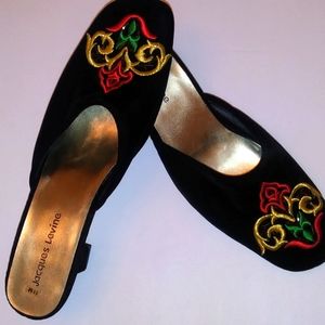 Jacques Levine black velvet mule multi-color W11, fits like a 10